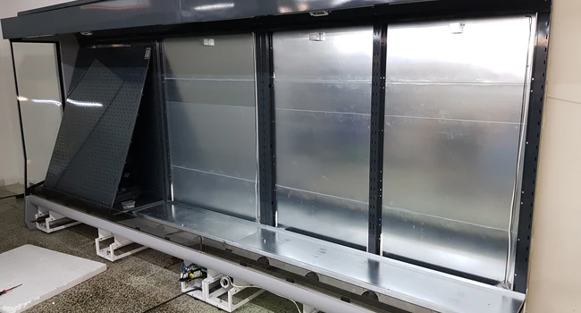 Chladicí a mrazicí distribuční nábytek